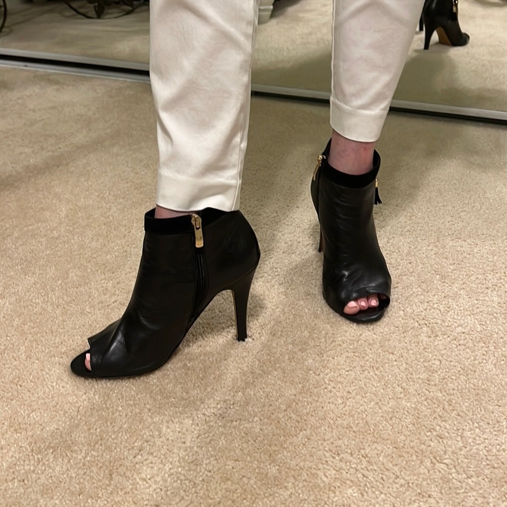Vince Camuto booties